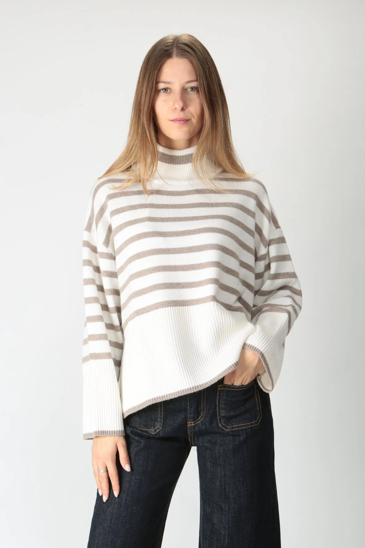 Purotatto Maglia dolcevita in lana e cachemire FW240622231